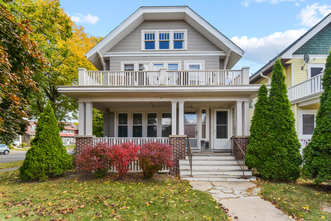 55th Street - 55th Street House