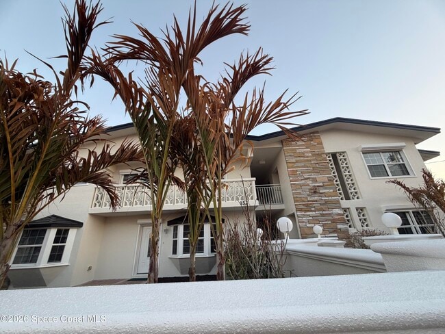 Photo - 154 Crescent Beach Dr Unit 8