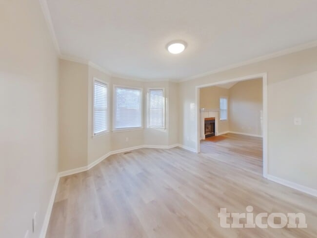 Photo - 100 Flagstar Ct