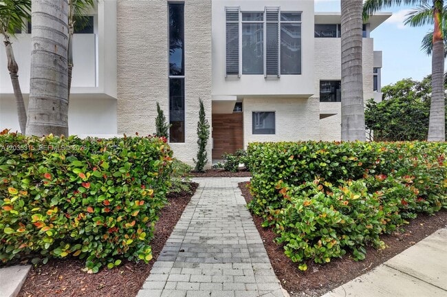 Photo - 3750 Yacht Club Dr