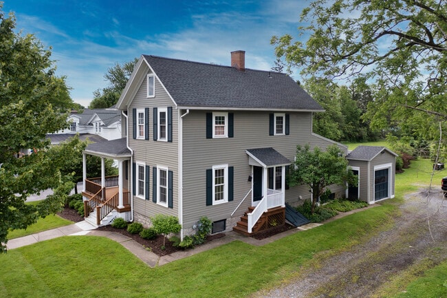 Photo - 57 W Genesee St