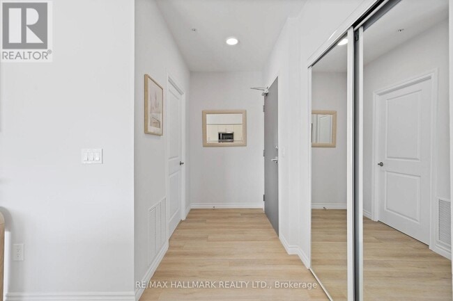 Photo - 70 Dean Ave Unit 213