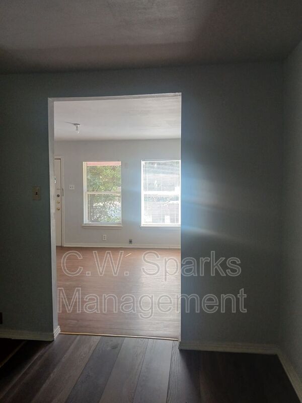 Photo - 2309 Idaho Ave