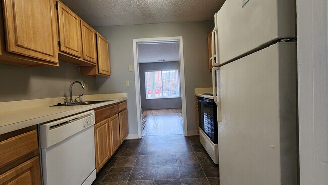 Photo - 102 North Point Dr Unidad 102