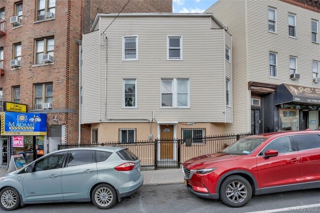 Building Photo - 3338 Fort Independence St