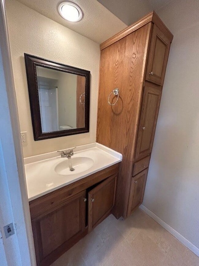 Photo - 2200 Ridgecrest Cir