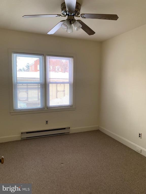 Photo - 304 Cherry St