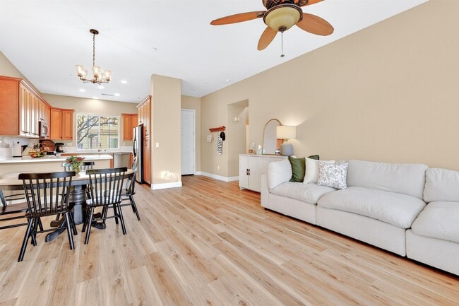 Photo - 107 Panorama Way