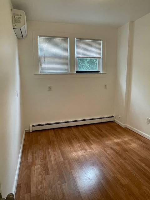 Photo - 39-14 214th Pl