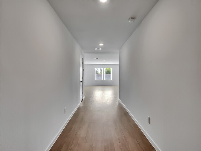 Building Photo - 31404 Pratola Serra Cir