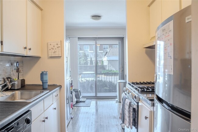 Photo - 210 Fulton St Unit 1F