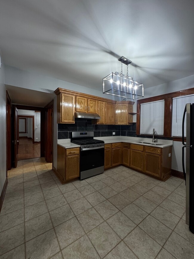 Photo - 6345 S Whipple St Unit 2