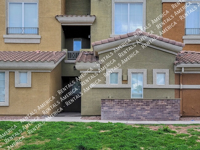Building Photo - 18250 N Cave Creek Rd