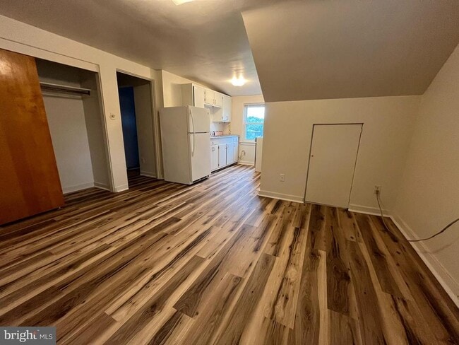 Building Photo - 4113 ROSEMONT Ave Unit A