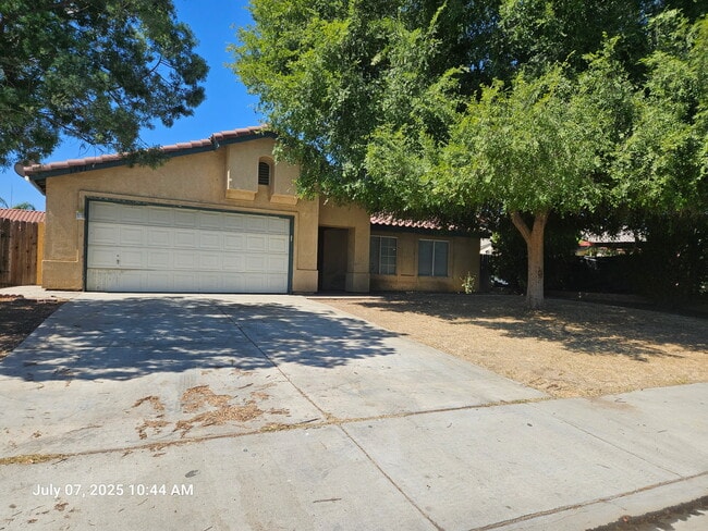 Photo - 1901 Calla Lily Dr