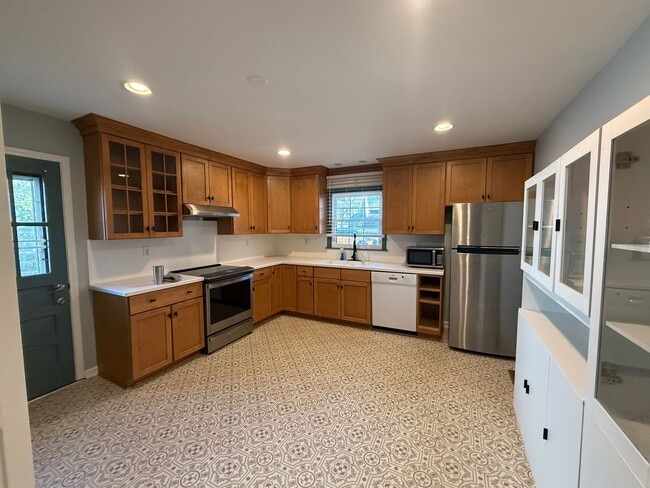 Photo - Fantastic Home Near Three Chopt and Patterson Available immediately!