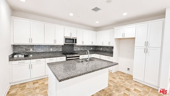 Photo - 6972 Calla Lily Dr