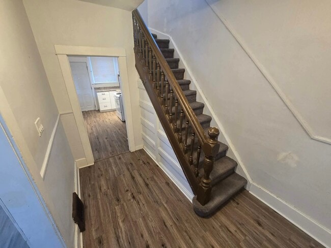 Photo - 473 Aikins St