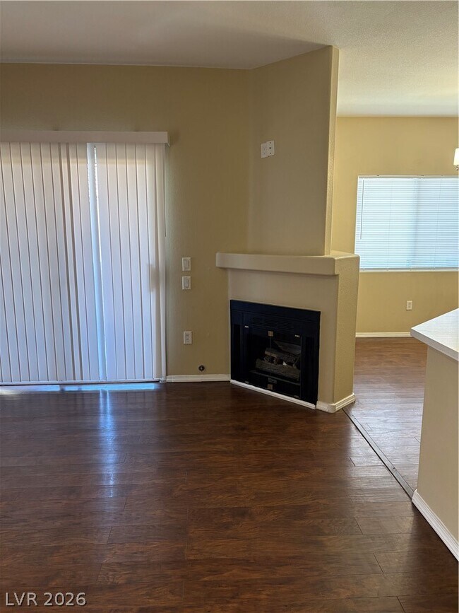 Photo - 1050 E Cactus Ave Unidad 2020