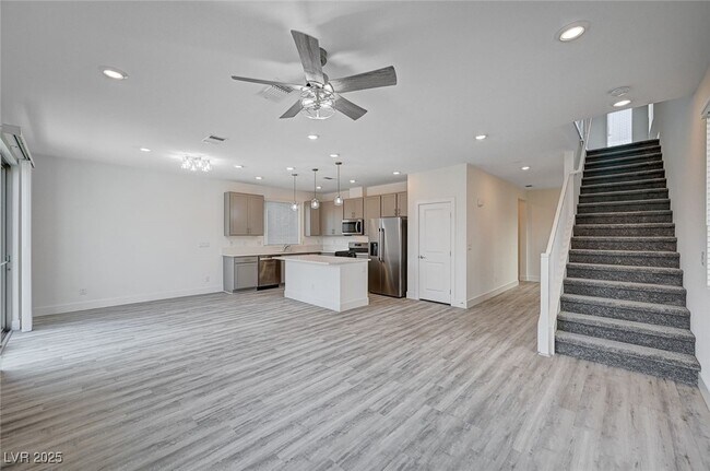 Photo - 5733 Avondale Rise Wy House