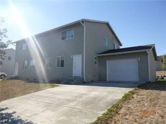 Building Photo - Farron-Baker (1449 Falls Creek Loop) Unit 2