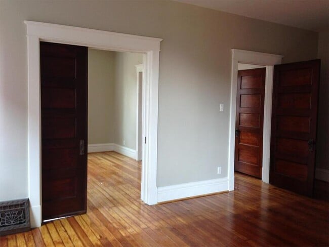 Photo - 2717 Arsenal St