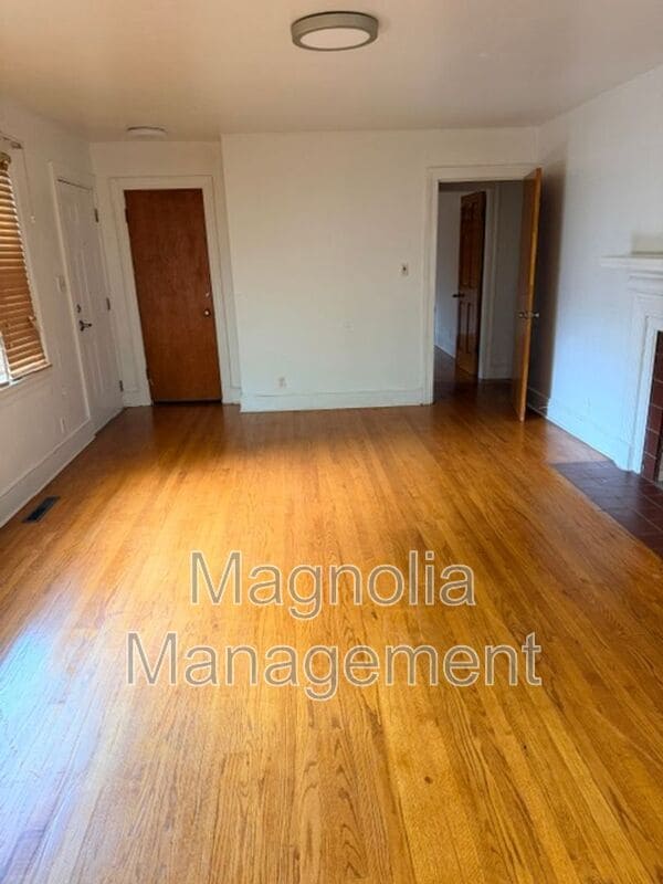 Photo - 1502 Oakdale Cir