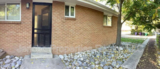 Photo - 2463 S Corona St