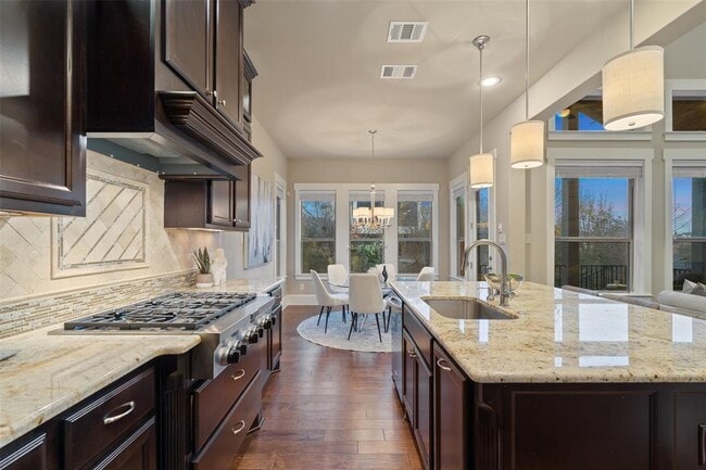 Photo - 905 Madison Fork Dr