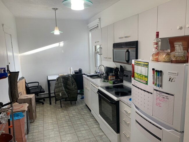 Photo - 8 Ransom Rd Unit 12