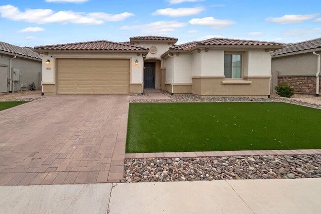 Photo - 8520 W Rancho Dr Casa