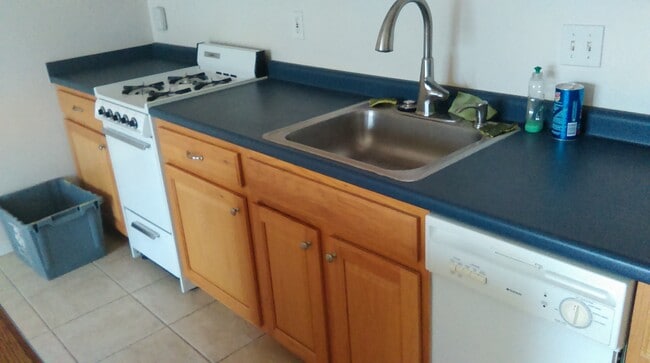 Photo - 10 Middle Street Ct Unit 4