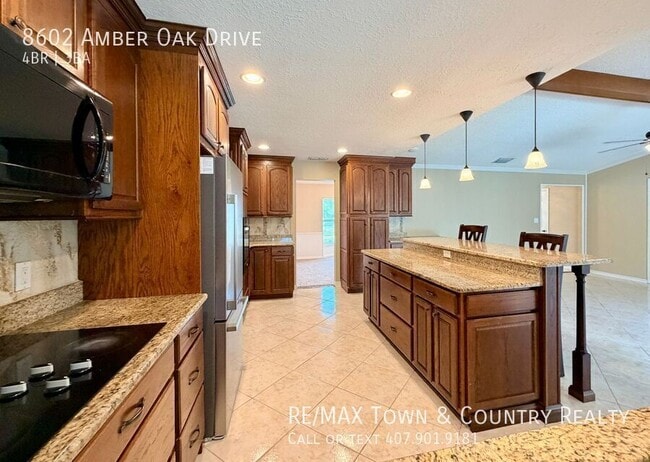 Photo - 8602 Amber Oak Dr