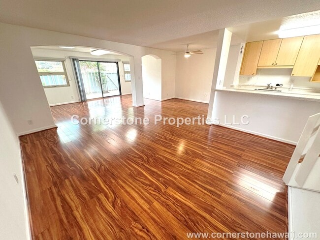 Building Photo - 94-31 Kuahelani Ave Rental