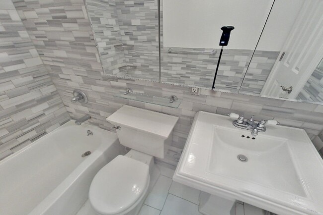 Photo - 234 Mott St Unit 5-2A