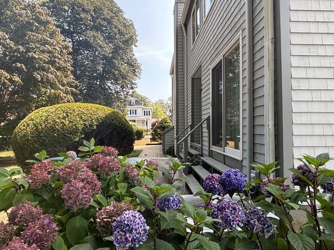 Photo - 421 Bellevue Ave Unit 4a