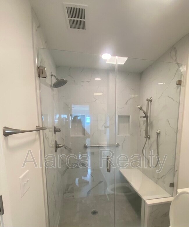 659 Portside Dr Condo Condo for Rent in Davidson, NC