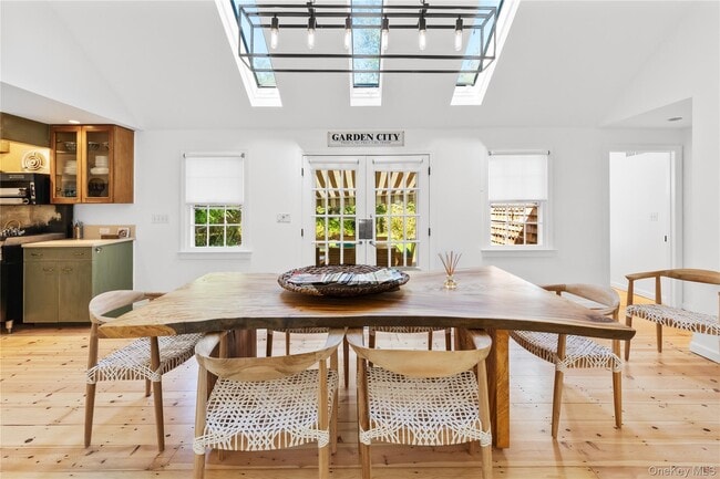 Photo - 197 Hog Creek Rd