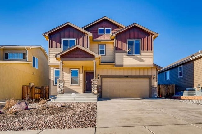 Building Photo - Evolve Real Estate: Available November 1 U... Rental