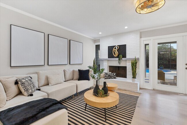 Photo - 1940 Rain Forest Trail