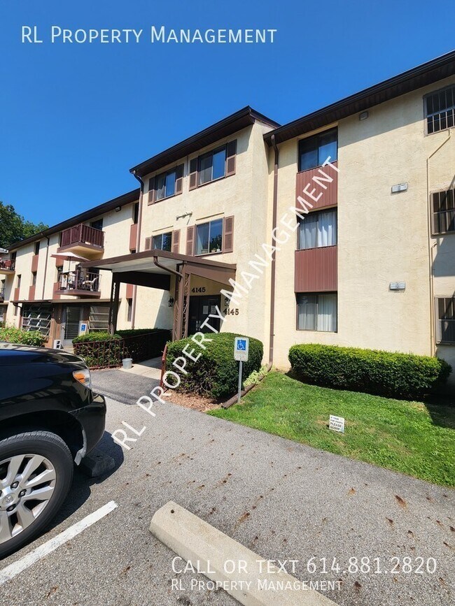 Photo - *WAIVED APPLICATION FEE WITH APPROVED APPL... Unidad 220