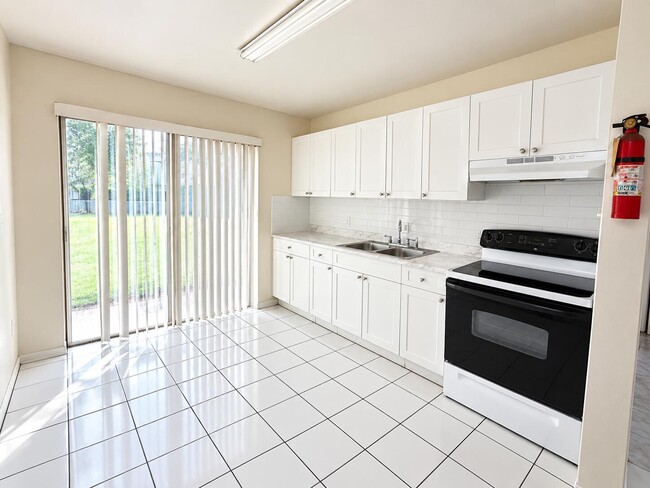1521 W 21st St Unit 6