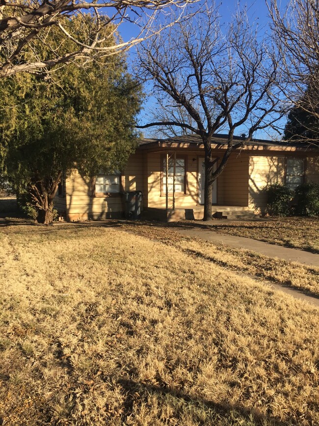 Front View - 321 Avenue M House