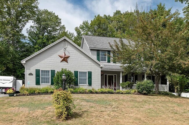 Photo - 2-12 Yvonne St