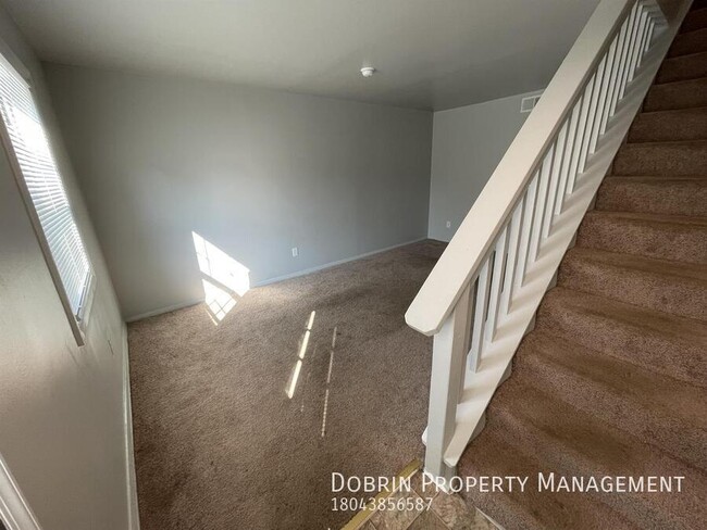 Photo - 1707 Colorado Ave Apartment Unit L