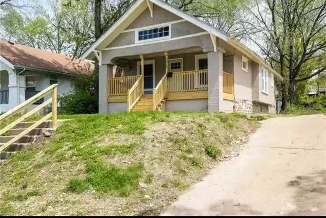 Building Photo - 5519 Highland Ave