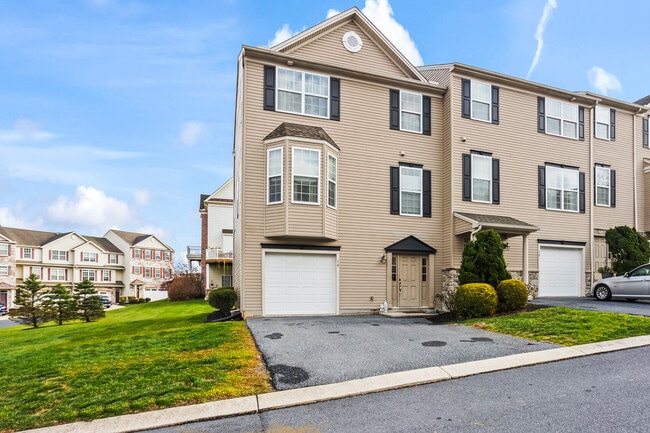 Photo - 14 Indiana Cir