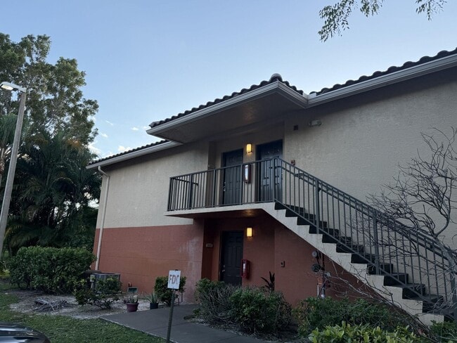 Building Photo - 4179 N Haverhill Rd Unit 603