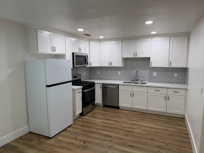 332 Hill St Unit 332 Hill St.
