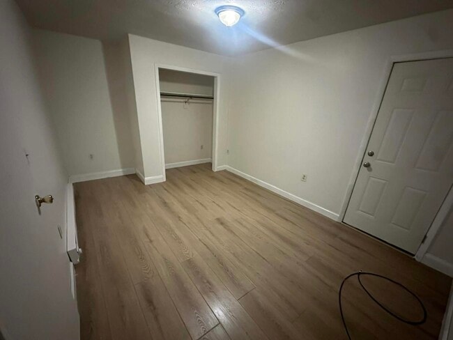 Photo - 2001 Dixon St